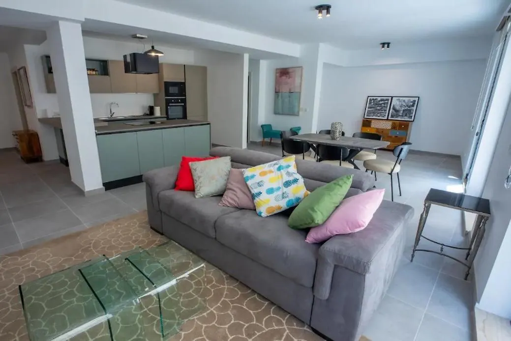 Modern Comfort In Sliema Location Apartment